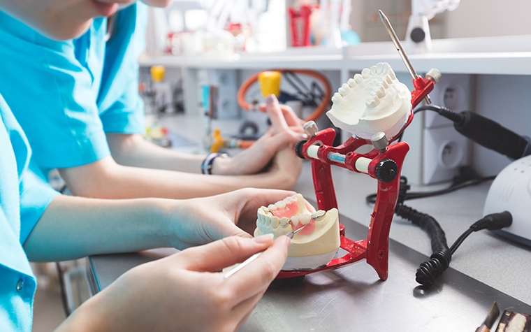 Laboratoire dentaire